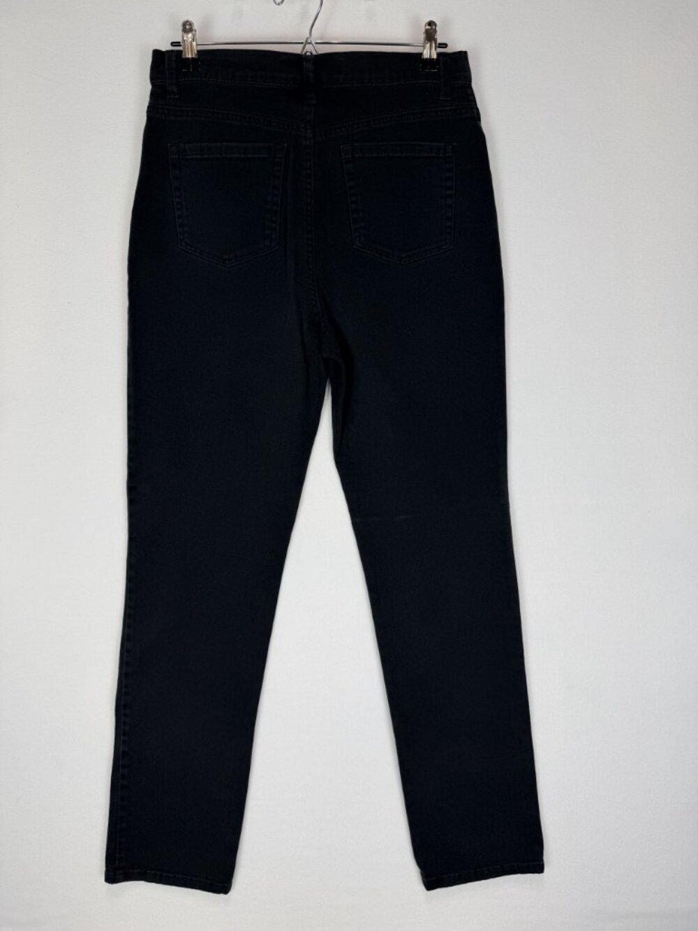 Gloria Vanderbilt Amanda Classic Tapered Jeans Womens Size 12 Black Denim - Picture 3 of 14